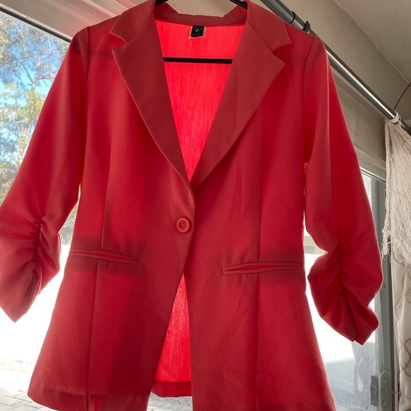 Peach colored blazer - Picture 3 of 3